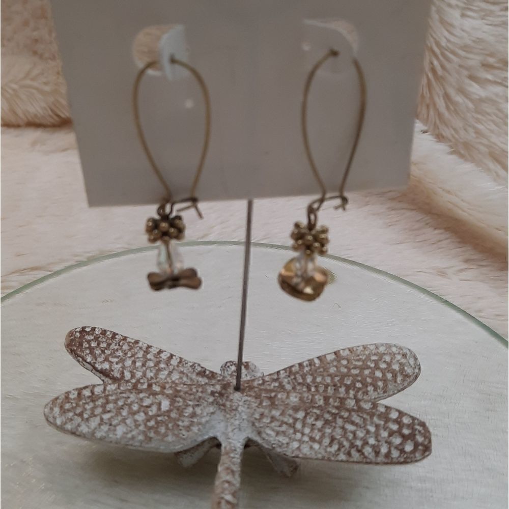 Beautiful Earrings   - Picture 2 of 4